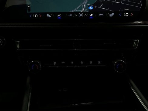 New 2026 Chevrolet Traverse Z71 w/ Enhanced Driving Package image 17