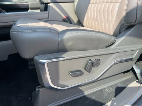 New 2025 Ford F250 Platinum w/ Platinum Plus Package image 15
