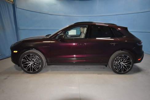 New 2026 Porsche Macan image 2