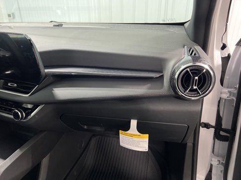 New 2026 Chevrolet Equinox LT w/ Convenience Package II image 23