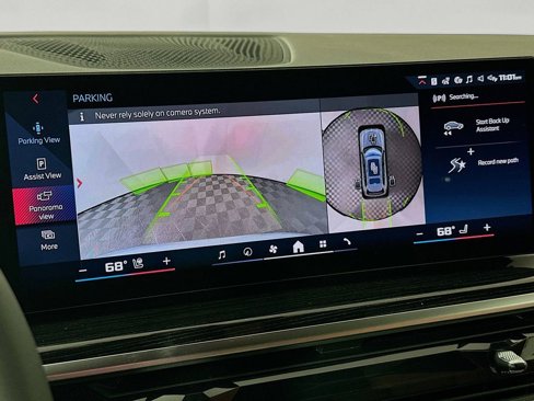 New 2026 BMW X7 M60i w/ Executive Package image 18