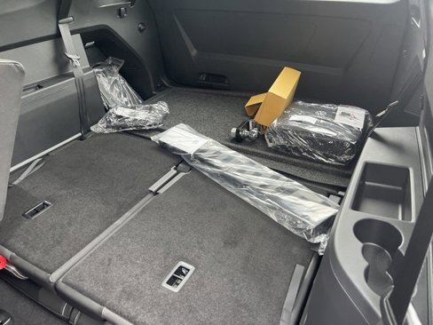 New 2025 Volkswagen Atlas SEL Premium R-Line image 14