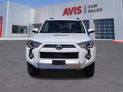 Used 2024 Toyota 4Runner TRD Off-Road image 2