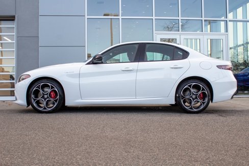New 2025 Alfa Romeo Giulia AWD image 7