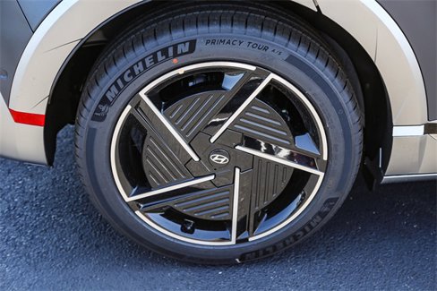 New 2025 Hyundai Ioniq 5 Limited image 11