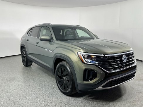 New 2025 Volkswagen Atlas Cross Sport SE image 3