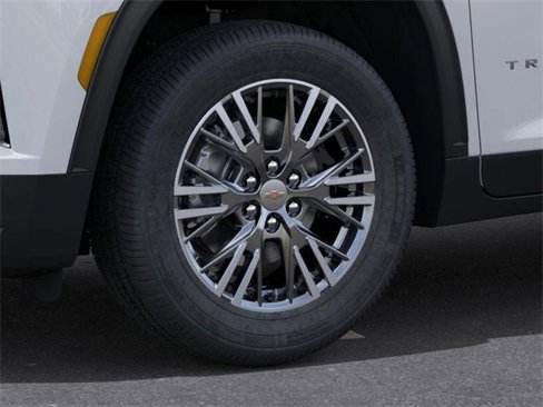 New 2026 Chevrolet Traverse LT w/ Driver Confidence Package image 9