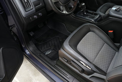 Used 2018 Chevrolet Colorado Z71 w/ Centennial Edition image 37