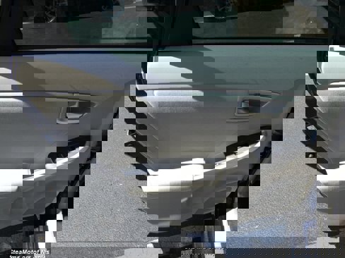 Used 2015 Toyota Prius Two image 44