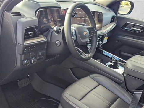 New 2026 Chevrolet Suburban High Country image 3