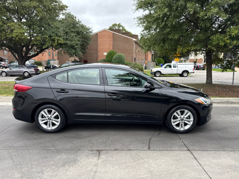 Used 2018 Hyundai Elantra Value Edition image 3