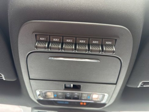 Certified 2024 Ford F250 Lariat w/ Chrome Package image 50