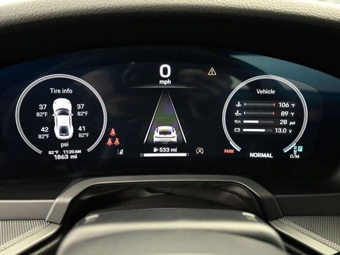 Certified 2025 Porsche 911 Carrera image 28