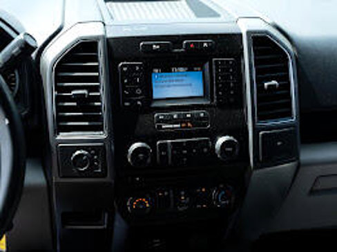 Used 2018 Ford F150 XLT image 14