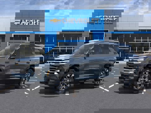 New 2026 Chevrolet Traverse LT w/ Sun and Wheel Package image 2