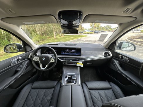New 2026 BMW X7 xDrive40i w/ Premium Package image 25