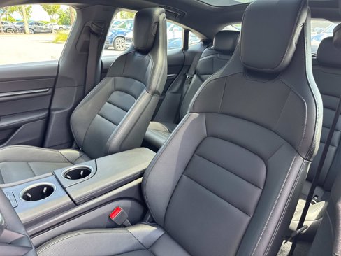 Certified 2025 Porsche Taycan 4S image 6