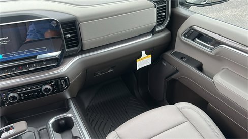 New 2026 Chevrolet Silverado 1500 LTZ w/ LTZ Premium Package image 26