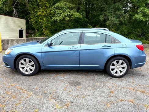 Used 2011 Chrysler 200 Touring image 23