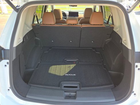 New 2026 Nissan Rogue Platinum image 34