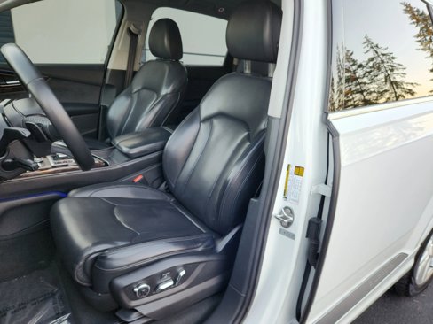 Used 2017 Audi Q7 3.0T Prestige w/ Prestige Package image 7