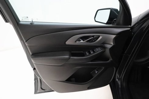 Used 2019 Chevrolet Traverse LT image 8