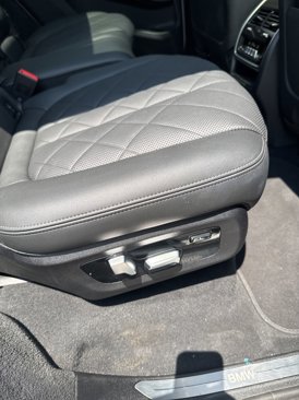 Used 2024 BMW X7 xDrive40i image 27