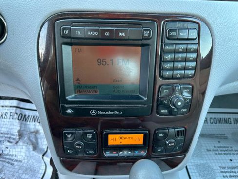Used 2000 Mercedes-Benz S 500 image 12