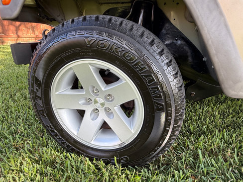 Used 2006 Jeep Wrangler Sport w/ 30" Tire & Wheel Group image 24