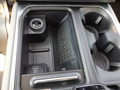 New 2025 Ford Expedition Max Active image 13