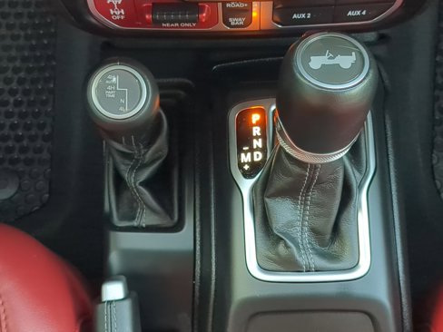 Used 2024 Jeep Wrangler Unlimited Rubicon 392 image 19