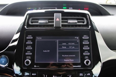 Used 2022 Toyota Prius LE image 23