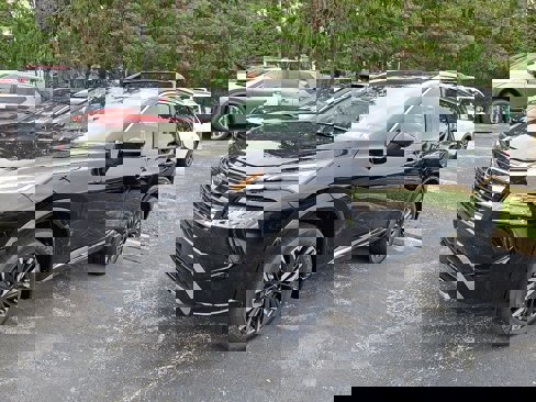 New 2026 Nissan Rogue Platinum image 2