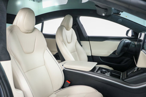 Used 2023 Tesla Model S Plaid image 26