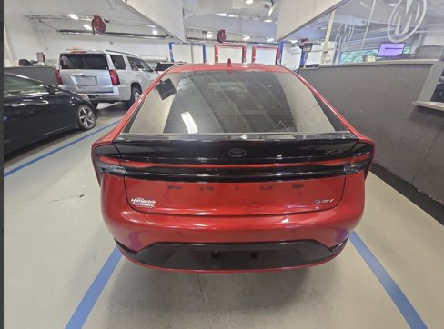 Used 2024 Toyota Prius XLE image 3