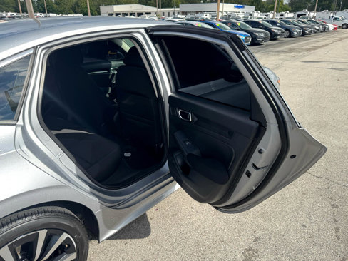Used 2022 Honda Civic EX image 10