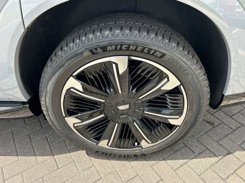 New 2026 Cadillac Escalade IQ Sport 2 image 33