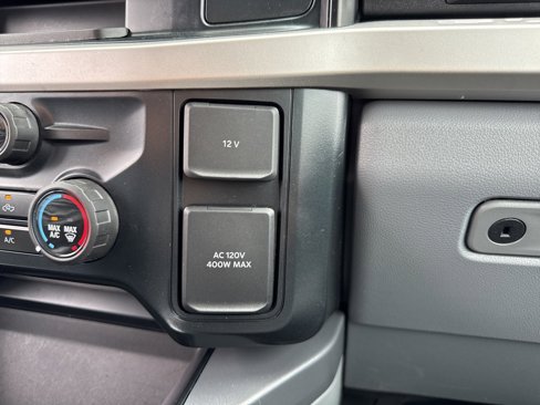 Used 2024 Ford F250 XLT image 45