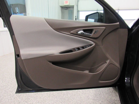Used 2023 Chevrolet Malibu LT image 18