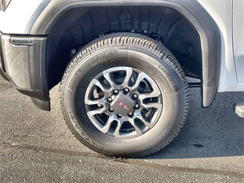 New 2026 GMC Sierra 2500 SLT w/ SLT Convenience Package image 33