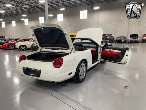 Used 2003 Ford Thunderbird image 7