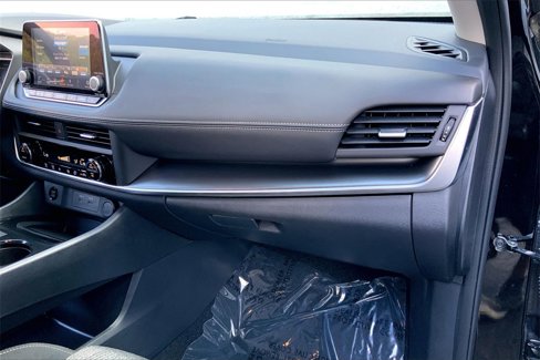 Certified 2024 Nissan Rogue SV image 16