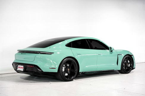 Used 2022 Porsche Taycan 4S image 3