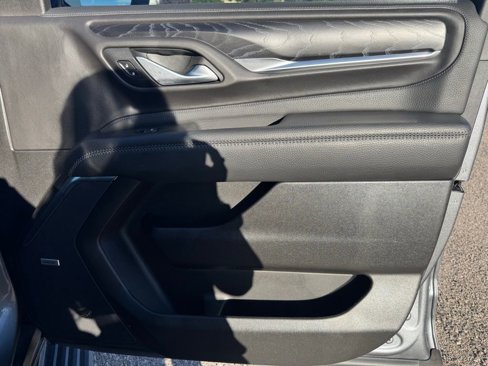 Used 2022 GMC Yukon XL Denali image 29