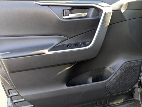 Used 2024 Toyota RAV4 XLE image 10