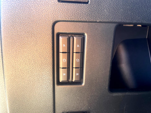 Used 2021 Lincoln Navigator Reserve image 10
