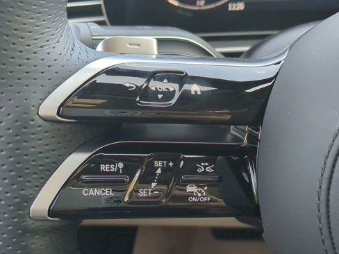 New 2026 Mercedes-Benz GLS 450 4MATIC image 13