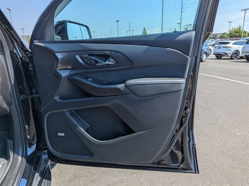 Certified 2023 Chevrolet Traverse High Country w/ LPO, Floor Liner Package image 45