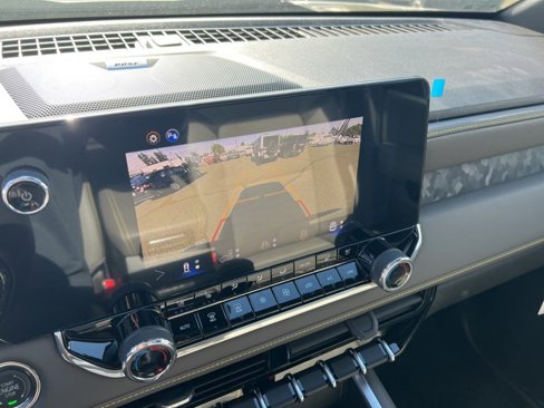 New 2026 Chevrolet Colorado ZR2 w/ Technology Package image 10