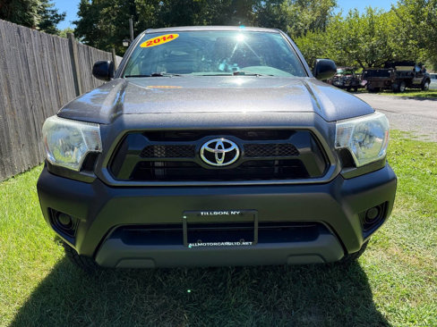 Used 2014 Toyota Tacoma 4x4 Regular Cab image 3